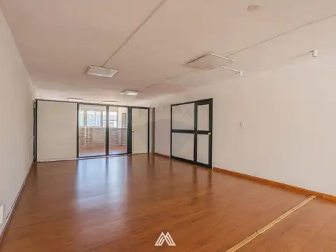 Oficina en Venta 38 años