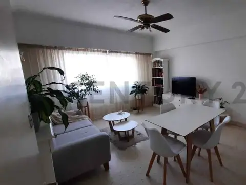 Departamento 2 dormitorios Pleno Centro.