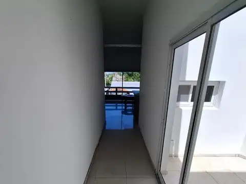 Depto Tipo Casa en Alquiler en Martinez, $ 900.000