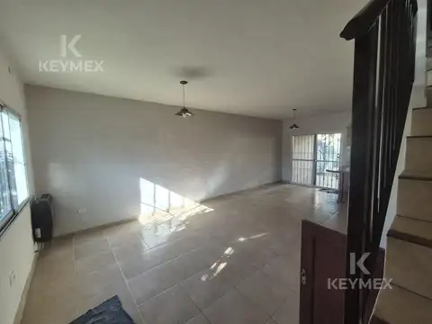 Depto Tipo Casa 3 ambientes con 1 baño