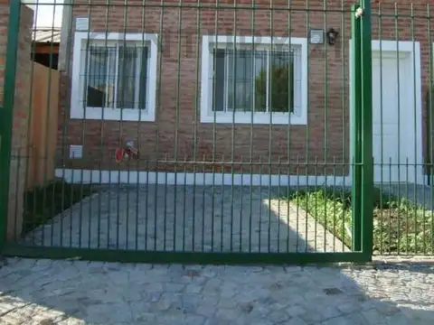VENTA DUPLEX 3 AMBIENTES Moderno en ESCOBAR