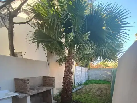 Duplex en venta calle 172 Berisso