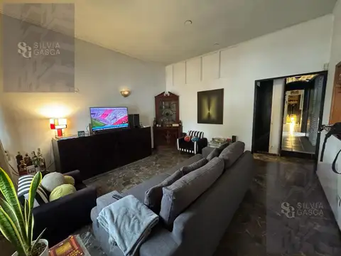 Depto Tipo Casa en Venta de 5 ambientes