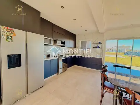 Casa en Venta en La Alameda, USD 285.000
