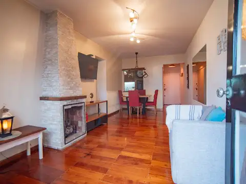Departamento 4 ambientes con 2 baños