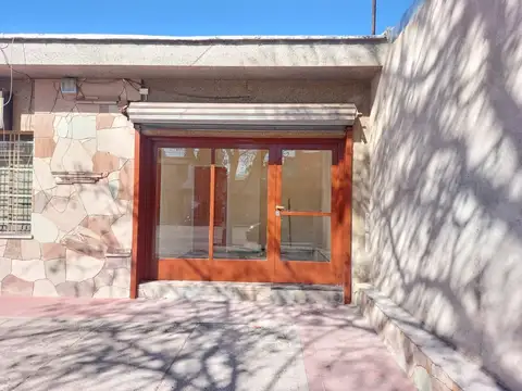Local Comercial en Alquiler calle Maza, Gral Gutiérrez