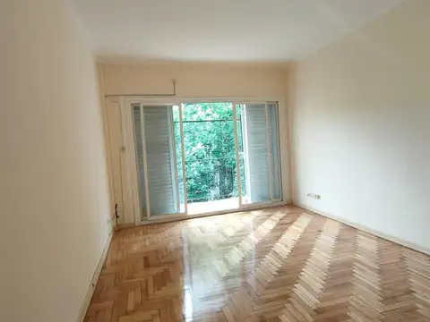 Yapeyú 0 Departamento 3 Ambientes en Almagro con Balcón al frente