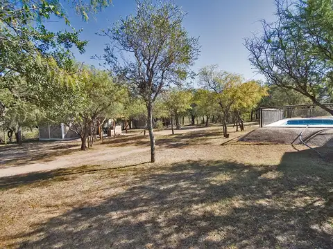 Hotel en Venta en Luyaba, USD 160.000