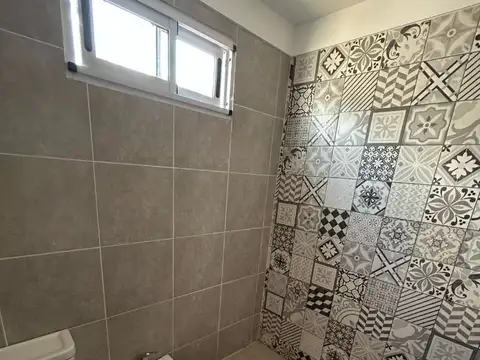 departamento 2 ambientes al contrafrente con balcon y patio