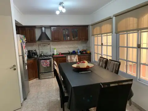 Casa en Venta en Azcuenaga, USD 105.000