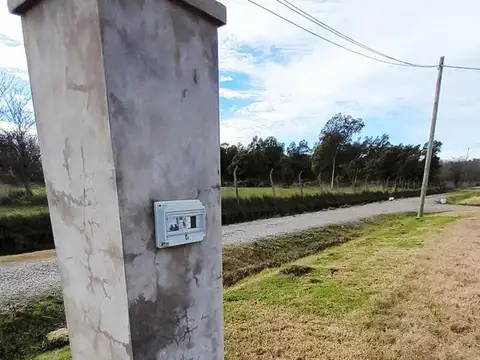 Terreno de 595 m2 en Esquina en Barrio Abierto Chacras de Villa Adriana - Alejandro Petion