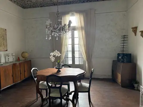 Depto Tipo Casa en Venta de 5 dormitorios