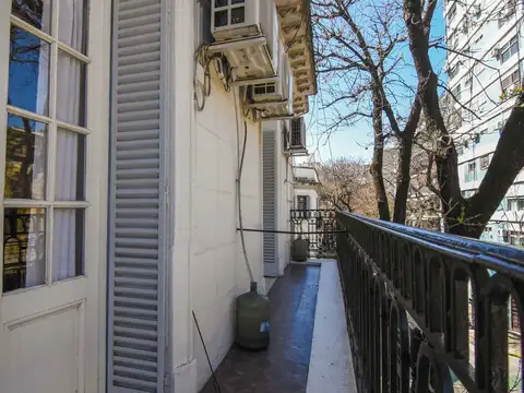 Depto Tipo Casa en Venta con 1 cocheras