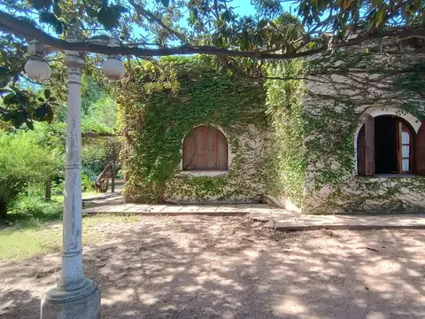 Casa Quinta 5 Dormitorios Estilo Chalet Quintas de Arguello