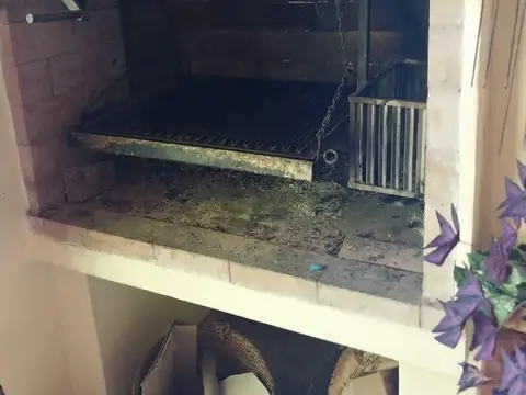 Los Castaños 187