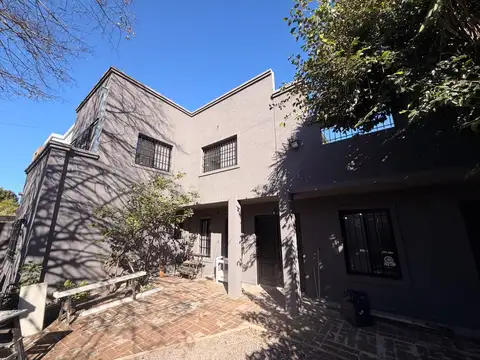 Casa en Alquiler de 4 dormitorios
