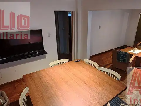 Casa 8 ambientes con 1 baño