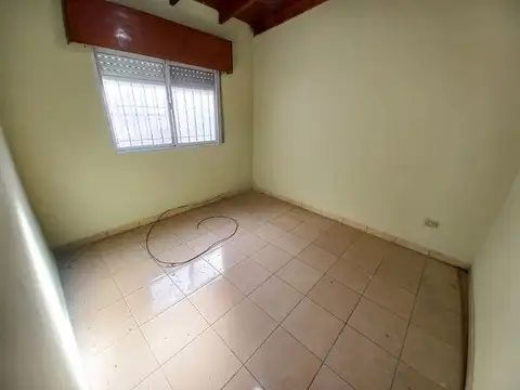 Departamento 2 dormitorios con patio privado
