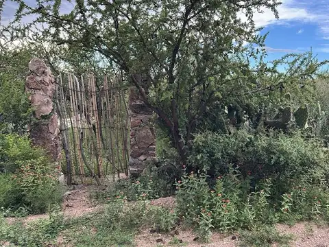 LOTE EN VENTA EN CAPILLA DEL MONTE CON ESCRITURA