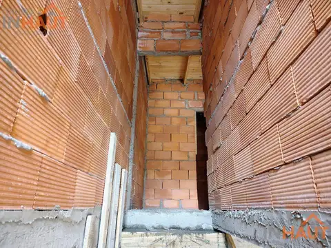 Depto Tipo Casa en Venta con 1 cocheras