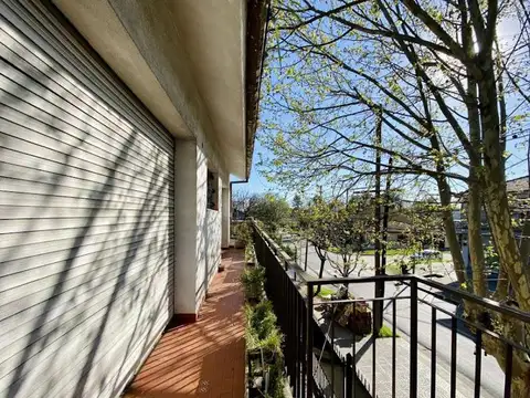 Depto Tipo Casa en Venta de 4 ambientes