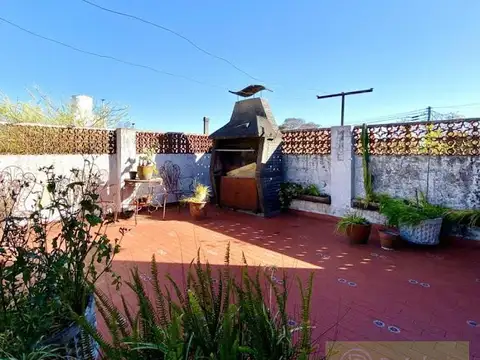 Vende-PH 4ambientes  planta alta, terraza parrilla en Beccar