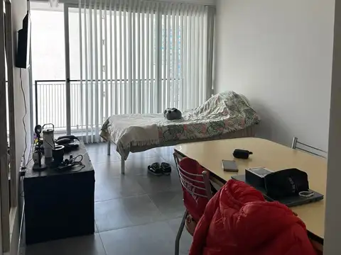 Departamento en Alquiler en Centro calle 8, $ 440.000