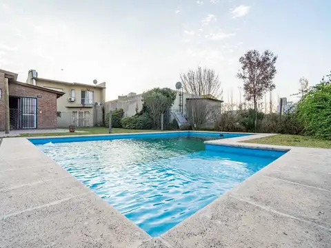 VENTA - Casa Apta Credito de 3 dormitorios con pileta. Tierra de sueños 2, Roldán