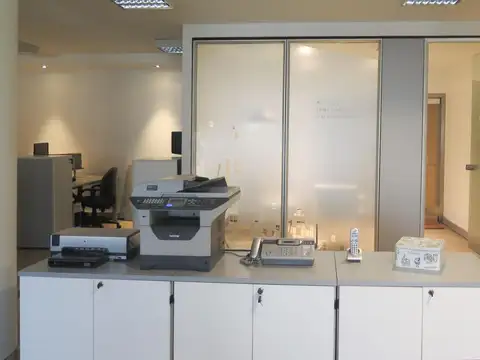 Excelente Oficina en Venta  