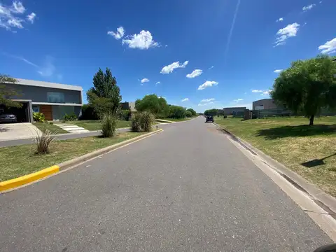 Terreno en Venta en San Sebastian, USD 49.000