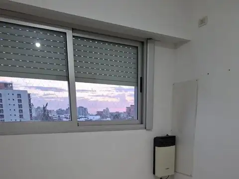 HERMOSO DPTO. 2 AMB. ZONA ITUZAINGÓ CENTRO