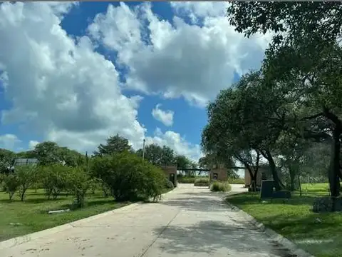 Terreno en venta en la Adela Unquillo