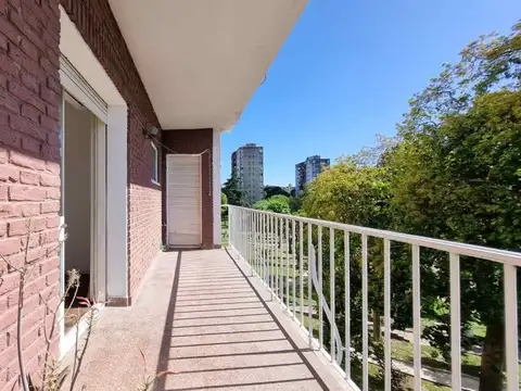 3 AMBIENTES BALCÓN LAVADERO Y ESPACIO GUARDACOCHE