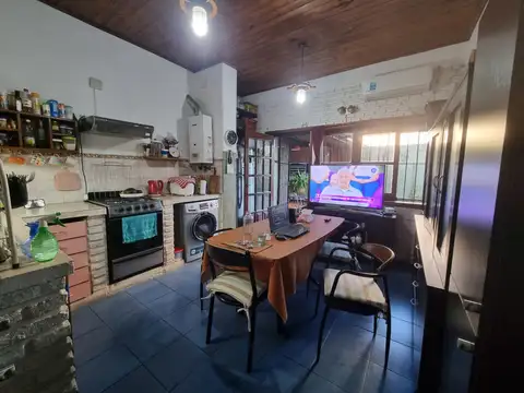 Casa en venta de 2 dormitorios en Dorrego 3000