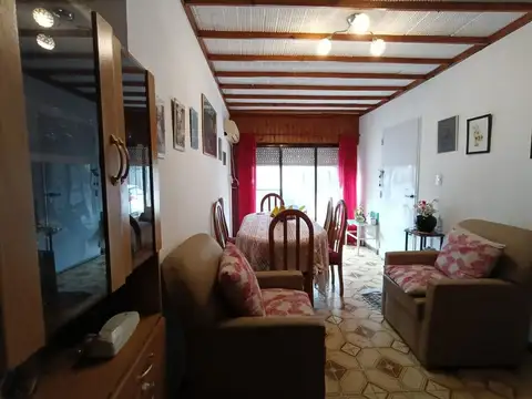 Venta PH 3 ambientes al frente en Santos Lugares