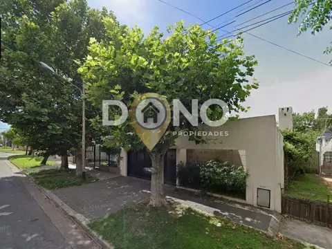 CASA 1 PLANTA 4 AMBIENTES