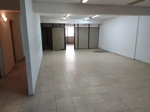 Oficina en Alquiler en Centro, $ 400.000