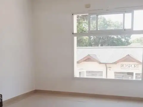Local en Alquiler en Ibarlucea, $ 330.000