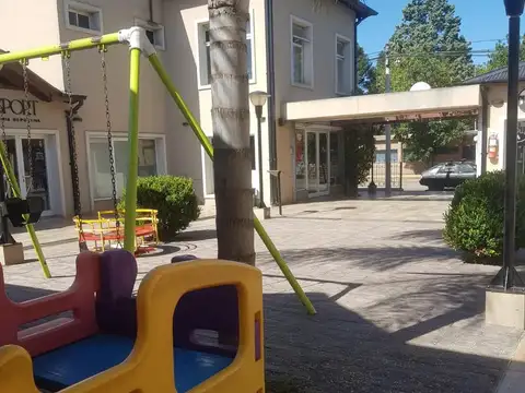 UBICADISIMO LOCAL EN IBARLUCEA  PASEO COMERCIAL PORTAL DE KI.  LOCAL 28