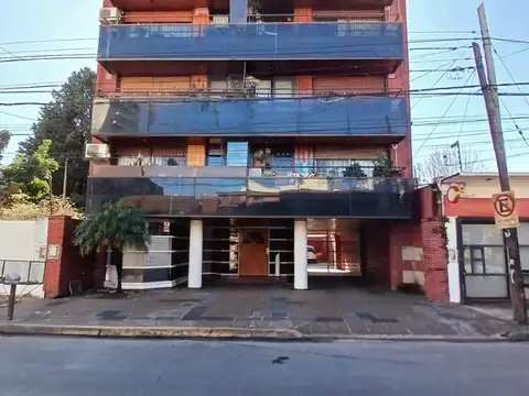 Departamento 3 Ambientes con cochera
