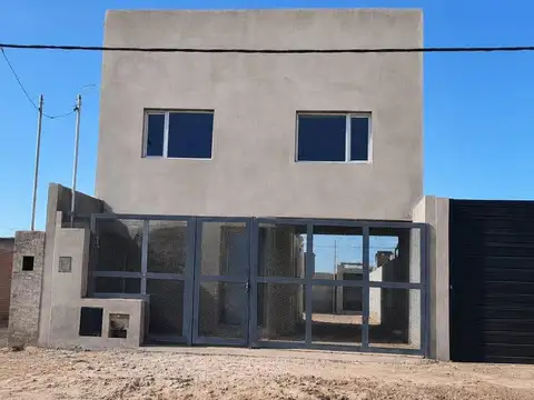 VENTA DE PH 3 DORMITORIOS, BARRIO MARINI,CATRIEL