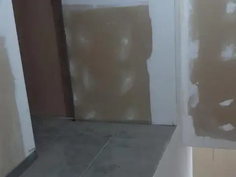 Depto Tipo Casa 5 ambientes con 2 baños