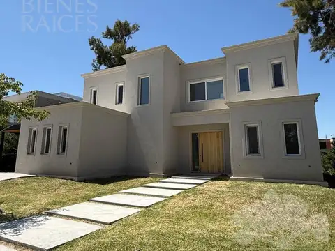 Casa en venta en Laguna Grande, Villanueva, Tigre