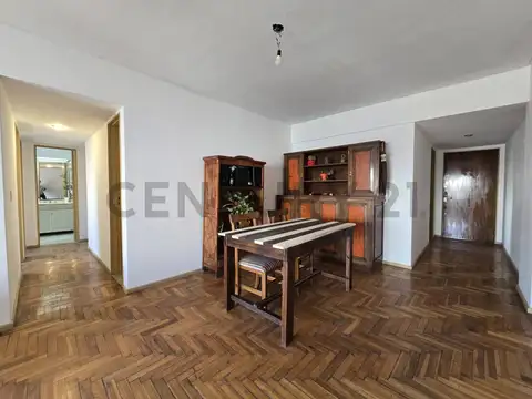 VENTA DEPARTAMENTO 4 AMBIENTES EN FLORESTA