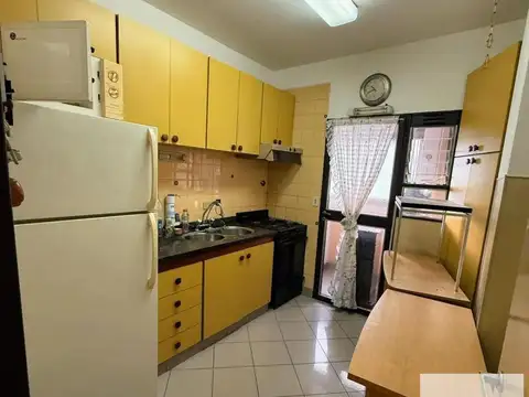 Departamento en venta - 3 Dormitorios 2 Baños - Lanús