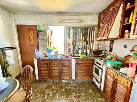 Chalet 2 plantas con Pileta  