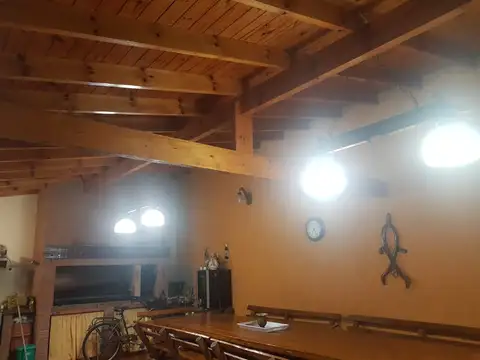 Casa 3 ambientes con 2 baños