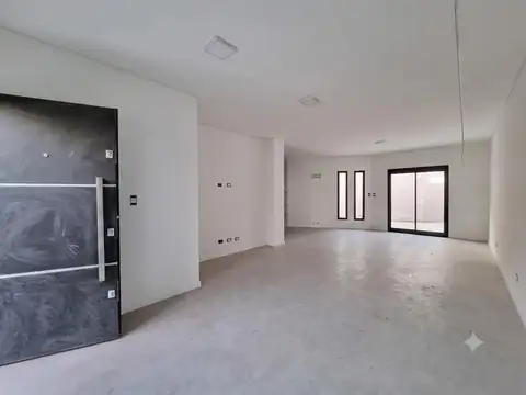Depto Tipo Casa en Venta de 3 dormitorios