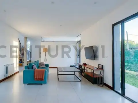 Casa en Alquiler en Joaquin Gorina, $ 2.000.000