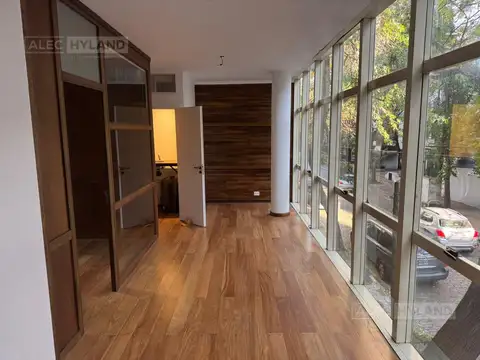 Oficina en alquiler y venta en el Centro de San Isidro